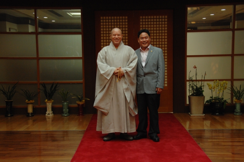 2010.09.27_경기도 의회불자회 예방 (36)